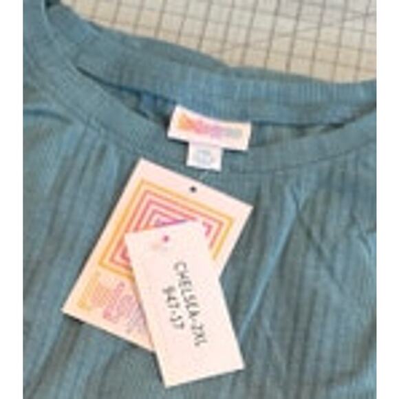 NWT Lula Roe 2-Piece Bundle Floral Top & Knit Dress Size 2X | SAME-NEXT DAY SHIP - Picture 6 of 10